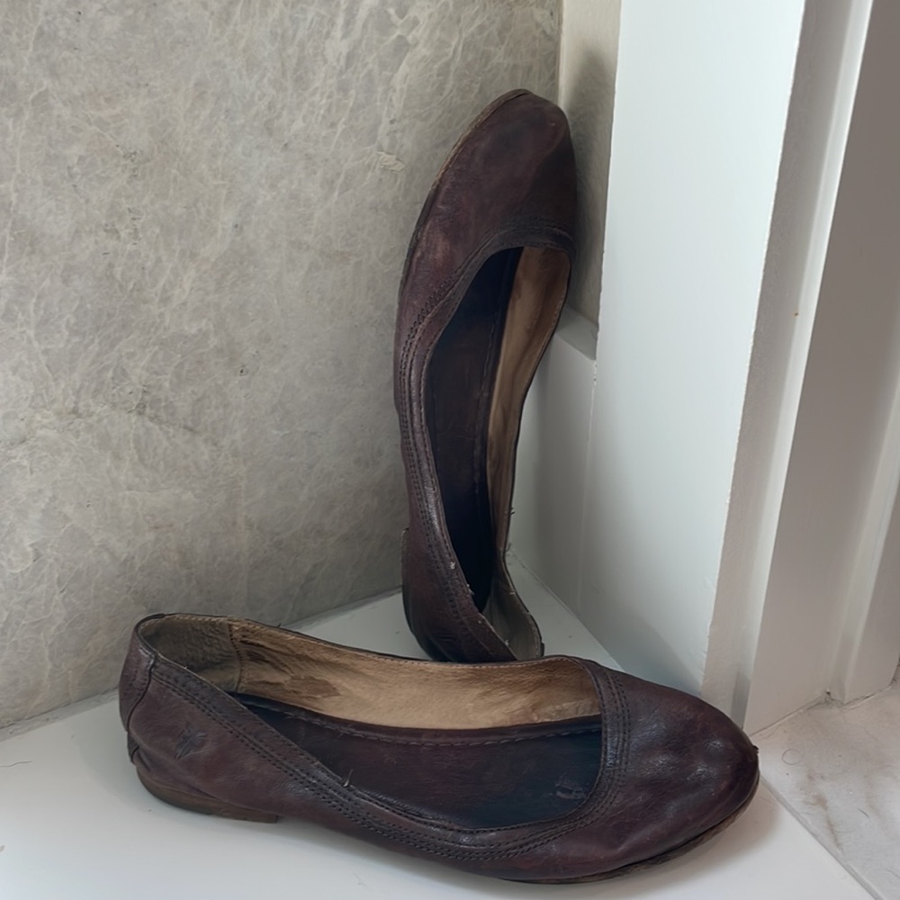 Frye Carson ballet flat 7.5